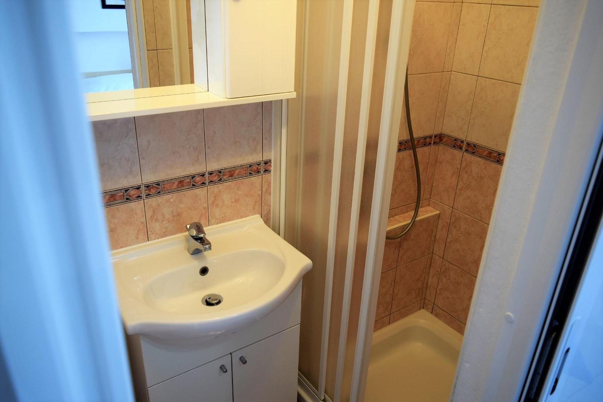 Sunnyy Beacch Apartments Banjol Pokoj fotografie