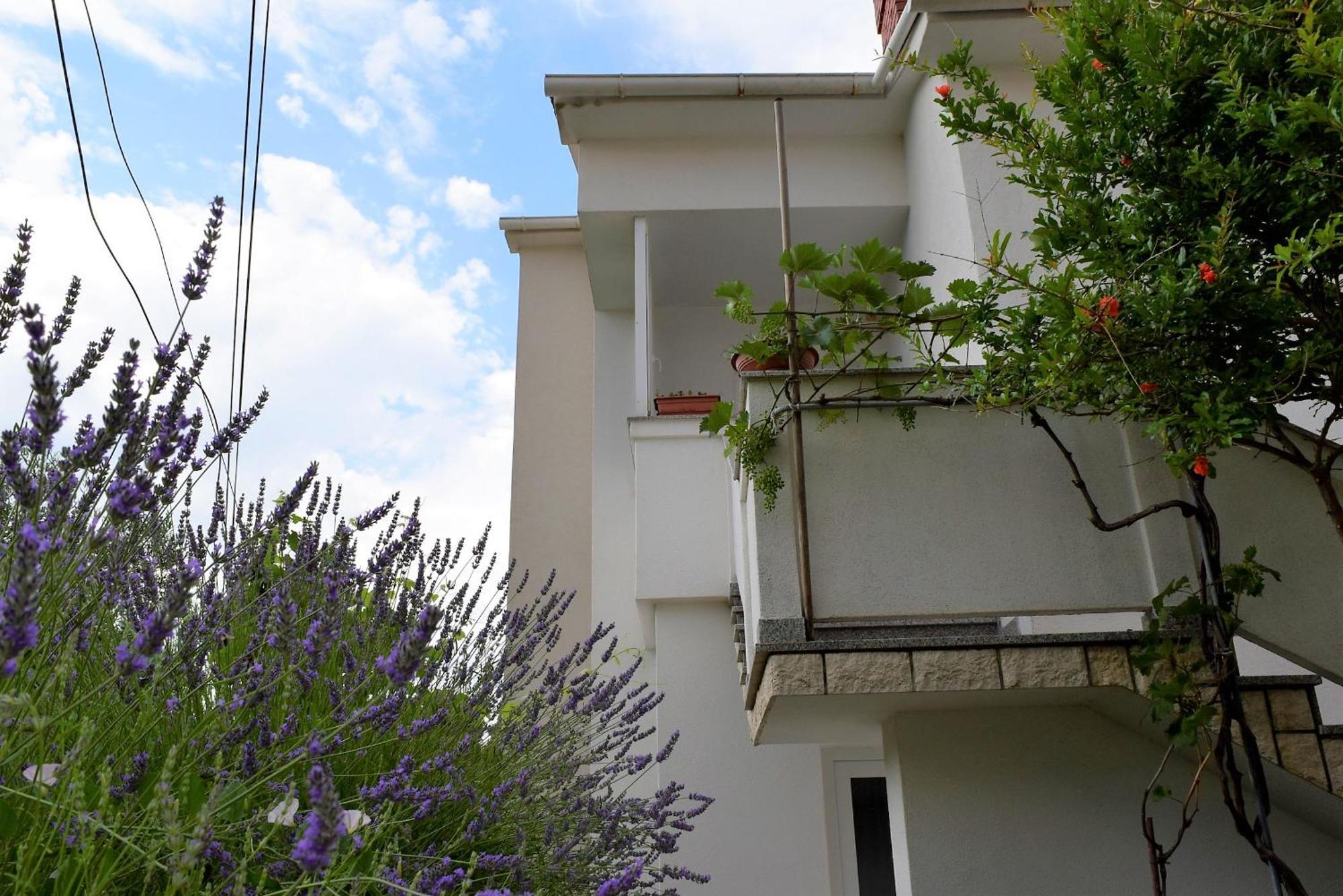 Sunnyy Beacch Apartments Banjol Pokoj fotografie